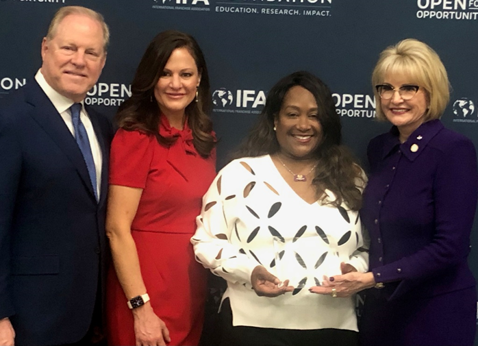Featured image for “Marco’s Pizza Franchisee Stephanie Moseley Named 2022 Franchisee of the Year by International Franchise Association”